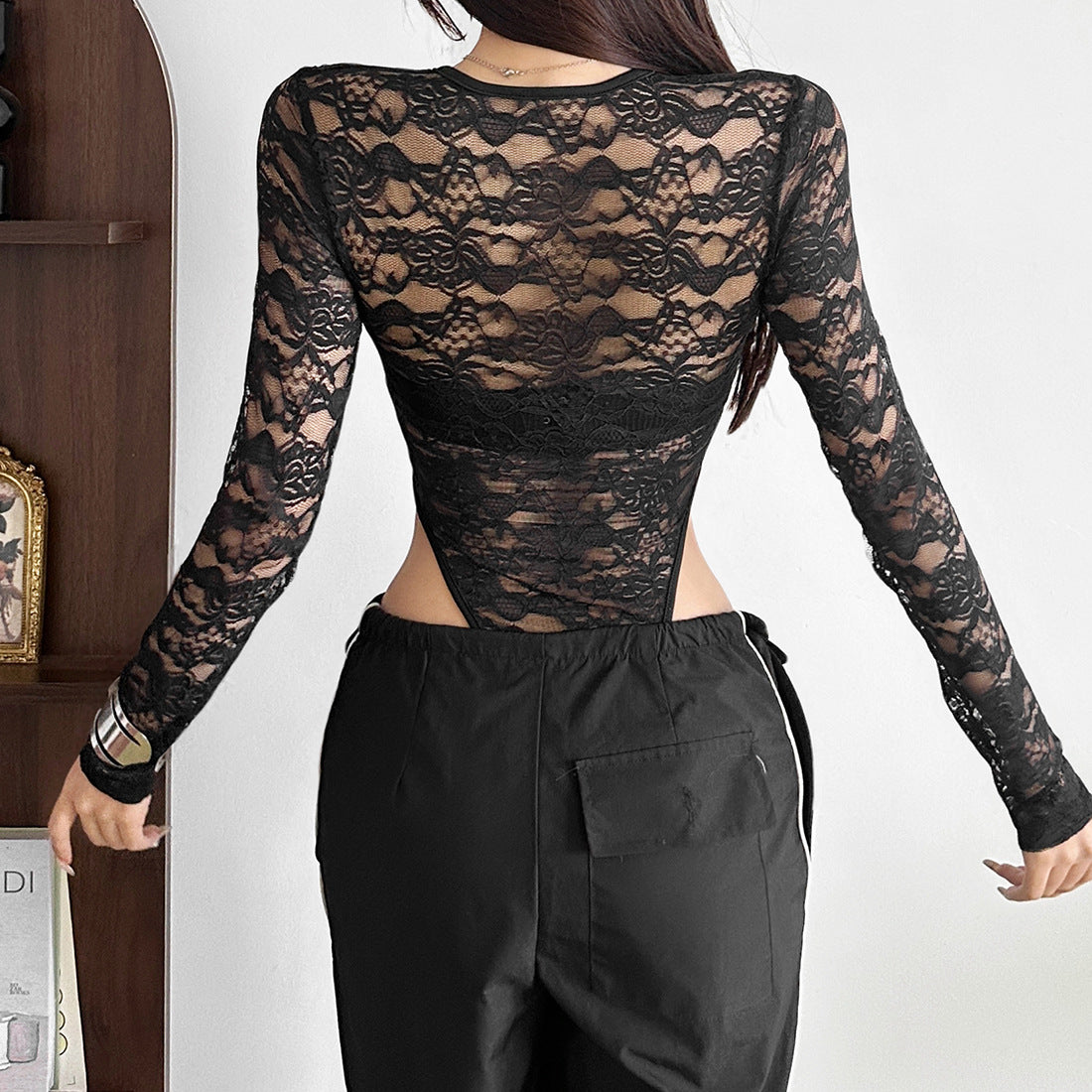 Black Long Sleeve Floral Lace Bodysuit, Sheer Mesh Round Neck Slim Fit Top